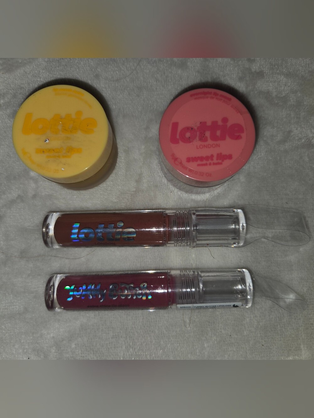 Lottie London Makeup Bundle(14 Piece) - Picture 3 of 11